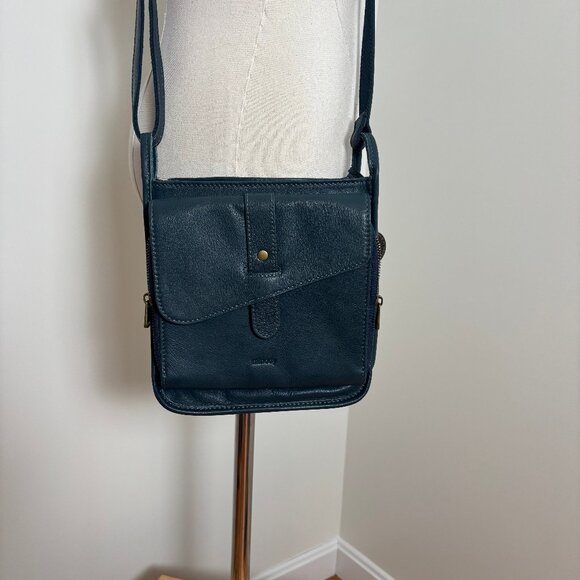 NWOT Minooy Athena crossbody bag in dark green - Picture 2 of 8